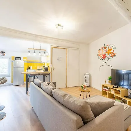 Appartement La Belle Vie - Beautiful 2 Bedroom Close To Parking