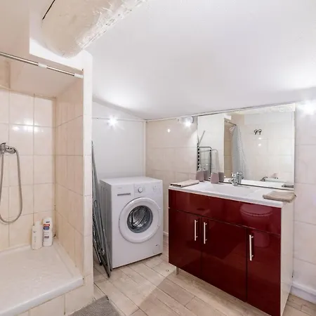 La Belle Vie - Beautiful 2 Bedroom Close To Parking Appartement